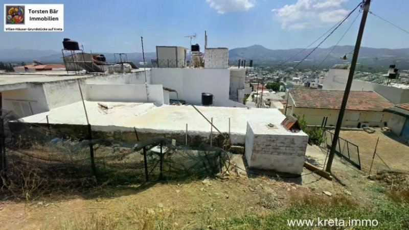 Mires Dreigeschossiges Wohn/Geschäftshaus in Mires Haus kaufen